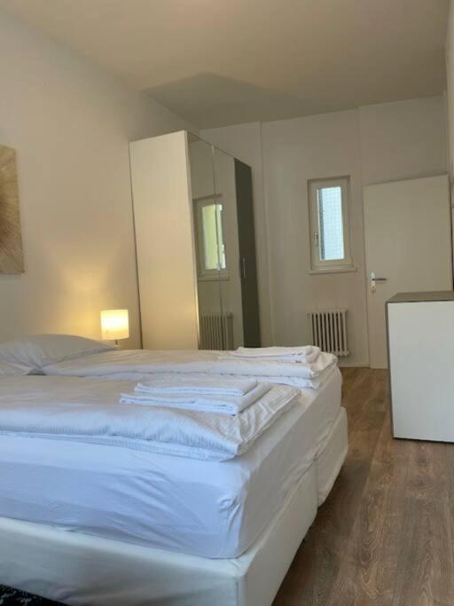 Elegant 2Br Apartment - Canal3 Zurich Luaran gambar